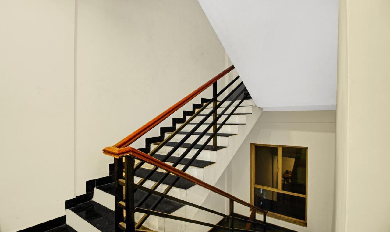 Itsy Hotels Transit Express Calcutta Eksteriør billede